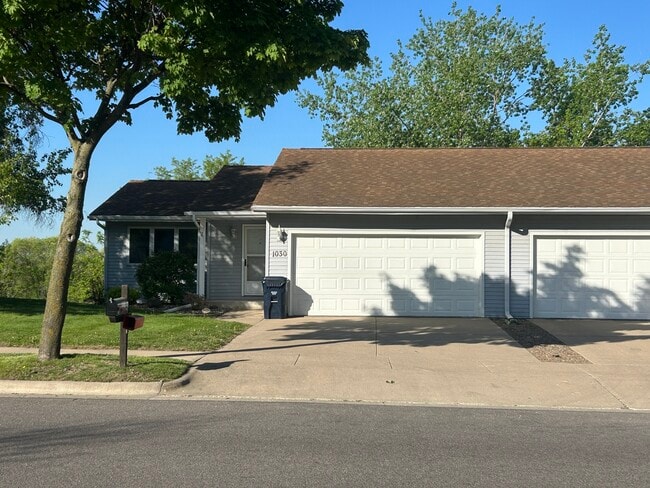 property at 1030 Oak Forest Dr