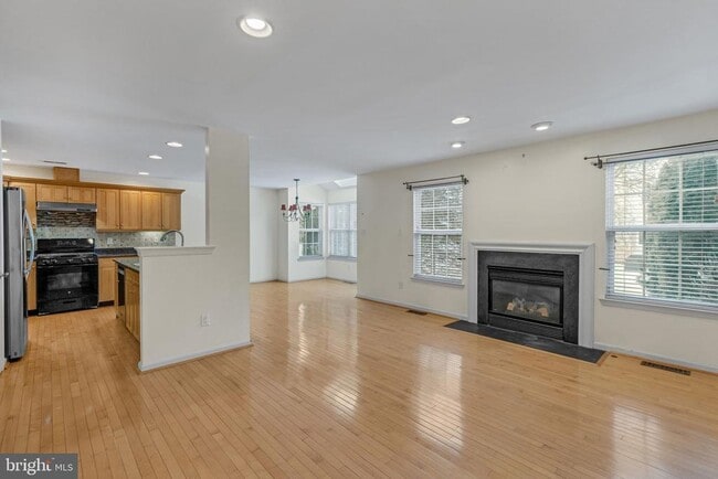 4 Hogan Way in Moorestown, NJ - Building Photo - Building Photo