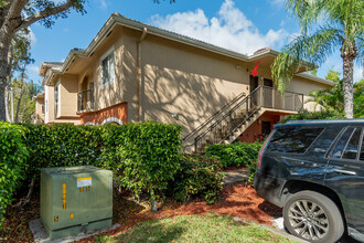 4183 N Haverhill Rd in West Palm Beach, FL - Building Photo - Building Photo