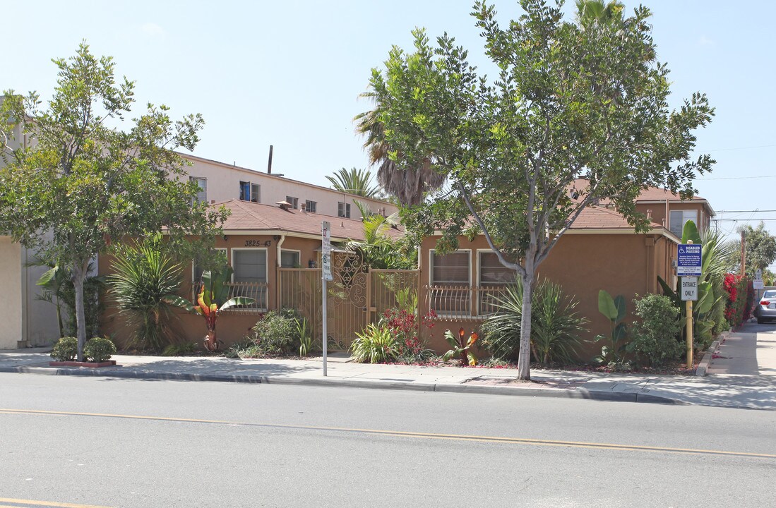 3825-3843 Adams Ave in San Diego, CA - Building Photo