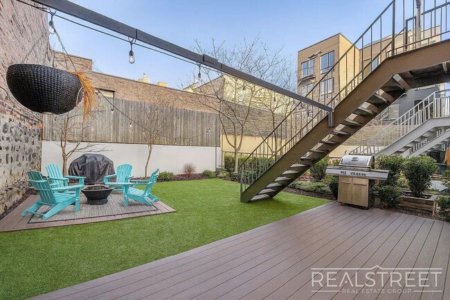 Stunning 1,600 SF Gut-Renovated Duplex Pen