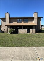 1815 Cedarhill Dr in Killeen, TX - Building Photo