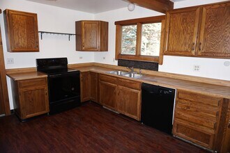 6080 Kinney Creek Rd in Evergreen, CO - Building Photo - Building Photo