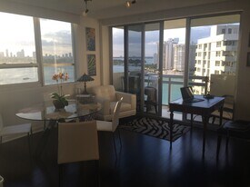 1500 Bay Rd, Unit 1440 in Miami Beach, FL - Building Photo