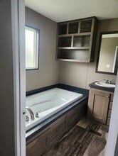 150 Tonkawa Trl in Lockhart, TX - Building Photo - Building Photo