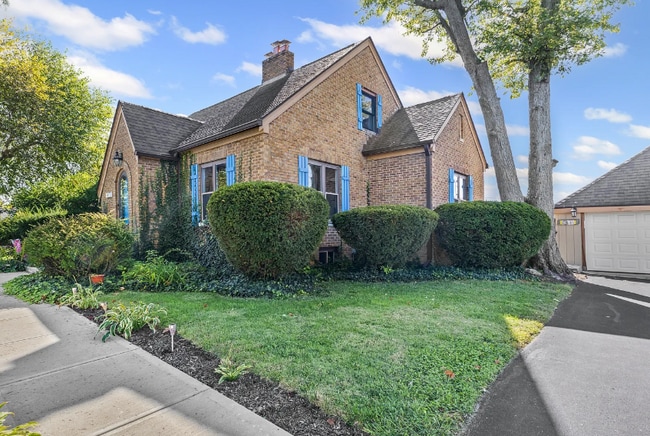 1721 Southview Dr in Indianapolis, IN - Building Photo - Building Photo