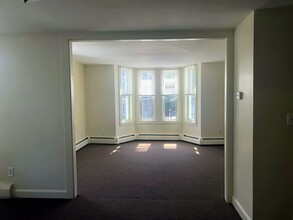 147-151 Adams St in Waltham, MA - Building Photo - Interior Photo