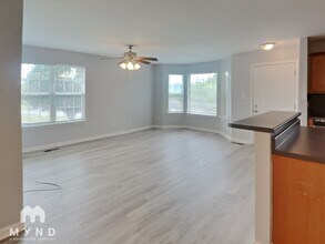 215 Sunrise Dr in Odenville, AL - Building Photo - Building Photo