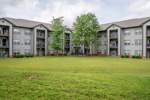 Dwell at the Arbor 55+ or 18+ with Disability in Texarkana, AR - Building Photo
