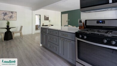 6220 Springhill Dr, Unit 9302-201 in Greenbelt, MD - Foto de edificio - Building Photo