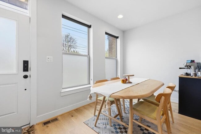 5104 Randolph Rd in Rockville, MD - Building Photo - Building Photo