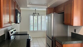 928 Intrepid Ct in Del Mar, CA - Building Photo