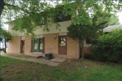 510 W Kendall Dr in Yorkville, IL - Foto de edificio