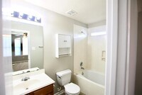 13003 Kingston Point Ln photo'