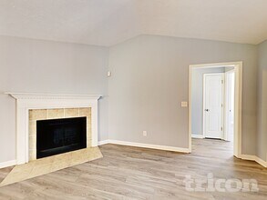 205 Inverness Trce in Riverdale, GA - Building Photo - Building Photo