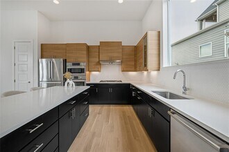 5804 Toscana Ave in Austin, TX - Building Photo - Building Photo