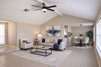 408 Bay Ridge Dr in League City, TX - Building Photo - Building Photo