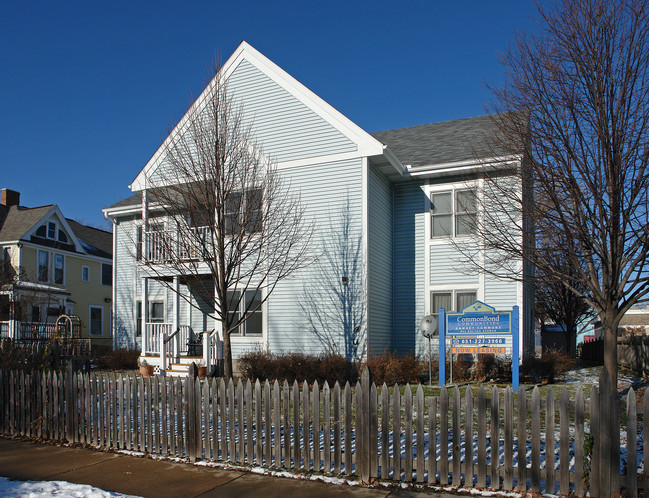 Ramsey Commons in St. Paul, MN - Building Photo - Building Photo