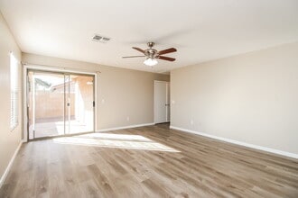 1538 S Danielson Wy in Chandler, AZ - Foto de edificio - Building Photo