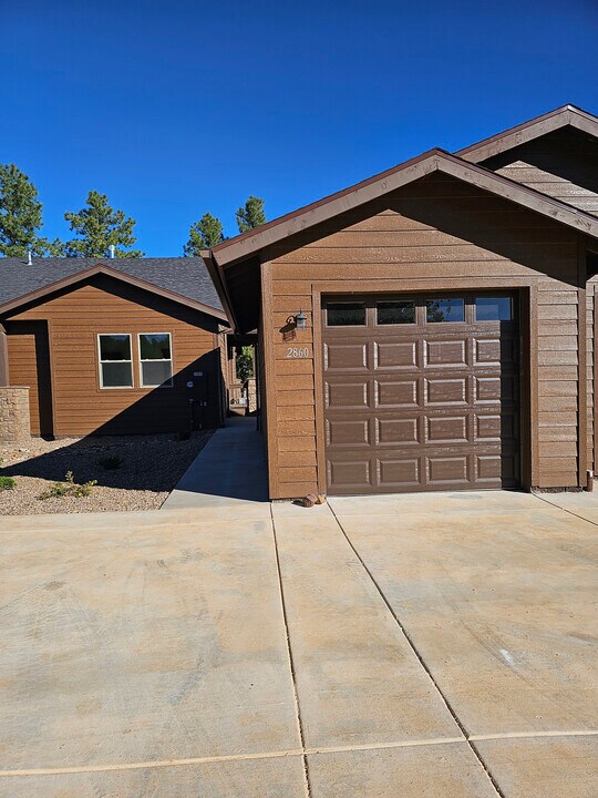 2860 W Villa Loop in Show Low, AZ - Building Photo