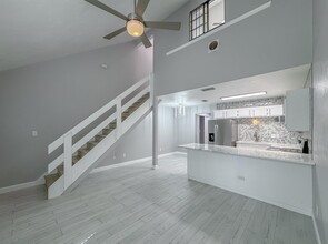 934 S Lipona Rd in Tallahassee, FL - Building Photo - Building Photo