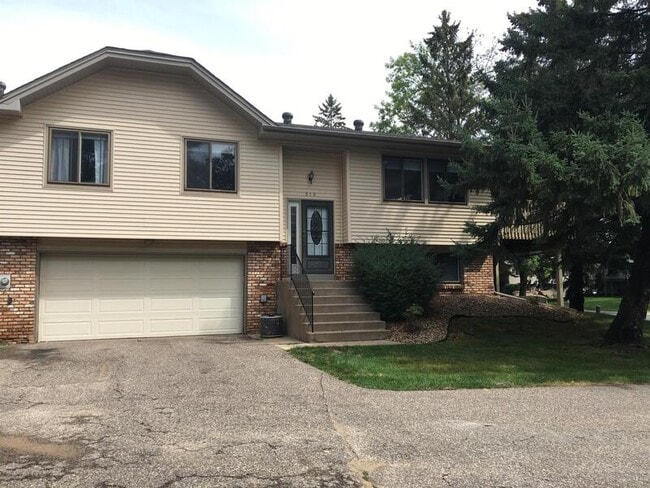 property at 939 Sherwood Rd