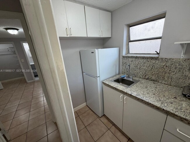 260 NW 48th Ct in Miami, FL - Building Photo - Building Photo