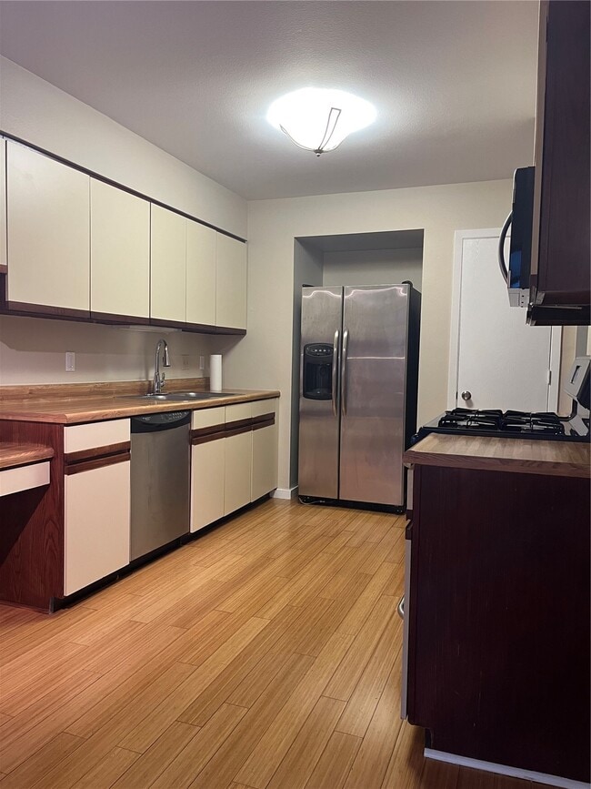 11636 Cedar Walk Dr in St. Louis, MO - Building Photo - Building Photo