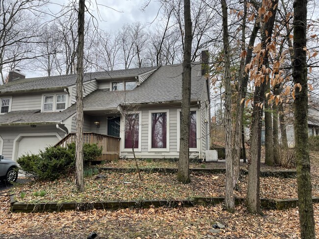 property at 12 E Clarkson Rd