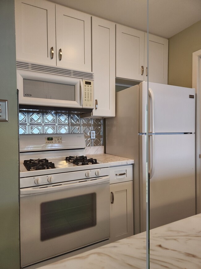 608 Woodhollow Dr, Unit 608 in Marlton, NJ - Building Photo - Building Photo