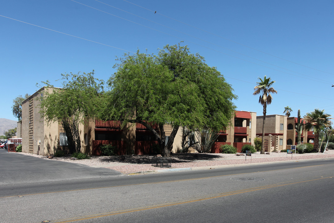 Sandpiper in Tucson, AZ - Foto de edificio