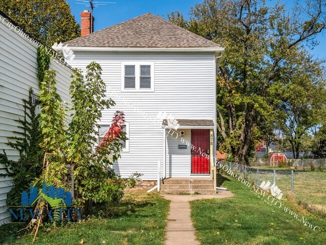 753 1/2-878-872 Sullivant Ave in Columbus, OH - Building Photo - Building Photo