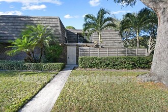 1405 14th Terrace in Palm Beach Gardens, FL - Foto de edificio - Building Photo