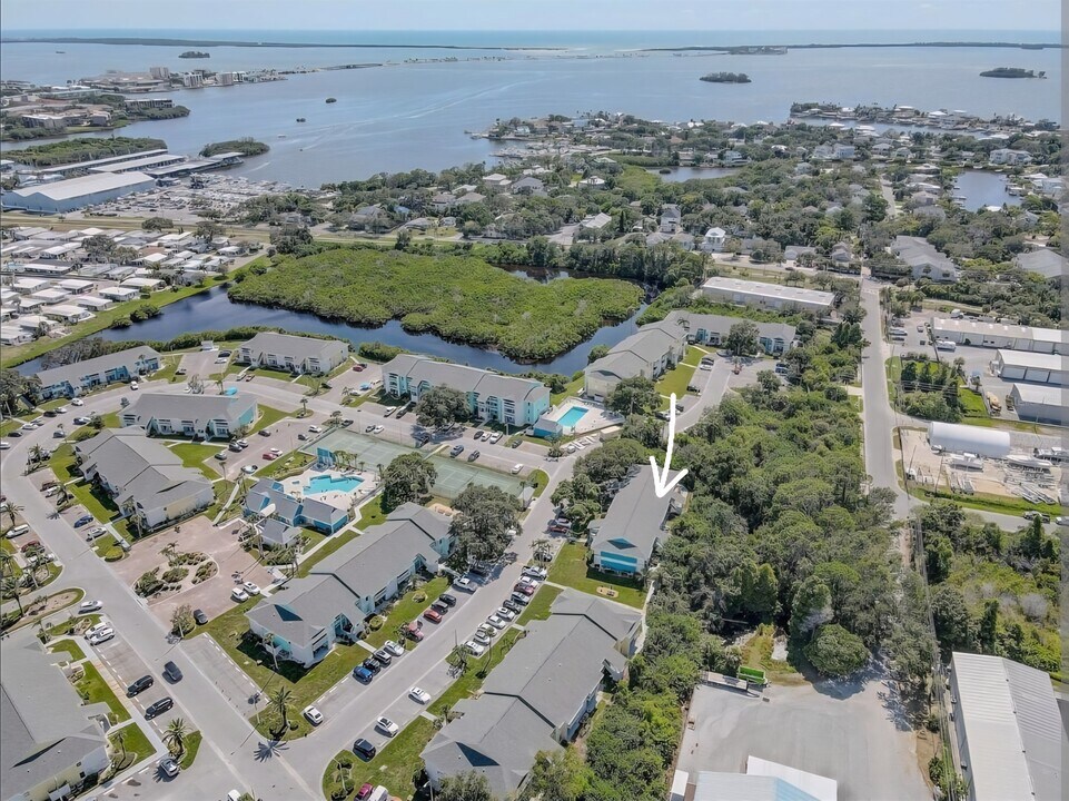 455 Alt 19 S, Unit 140 in Palm Harbor, FL - Building Photo