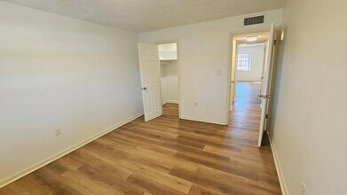 1112 W Main St in Leesburg, FL - Building Photo - Building Photo