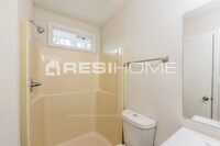 623 Crestmont Ct photo'