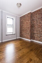 325 E 5th St in New York, NY - Building Photo - Building Photo