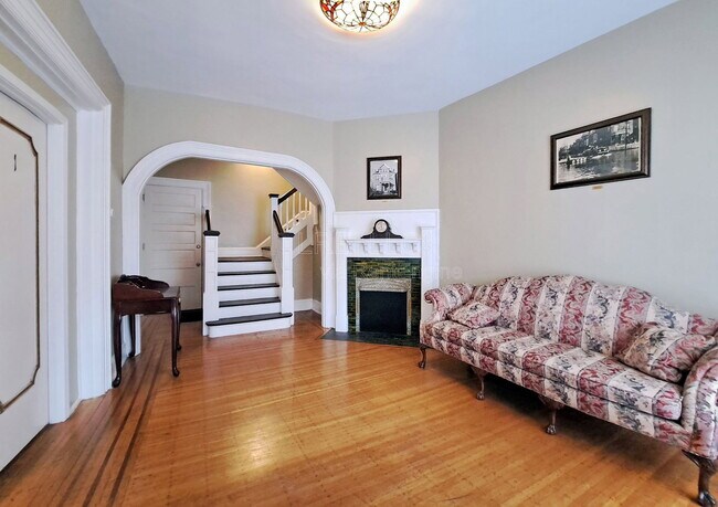 319 W Lee St in Louisville, KY - Building Photo - Building Photo