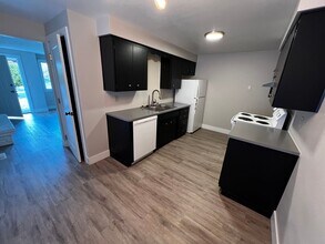 6127 N Standard St in Spokane, WA - Building Photo - Building Photo