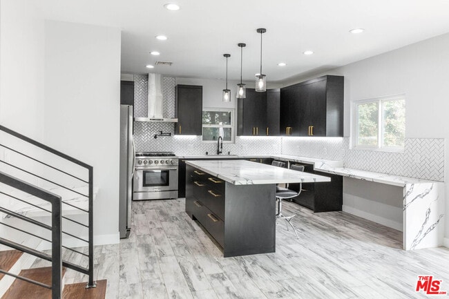 property at 12422 Idaho Ave