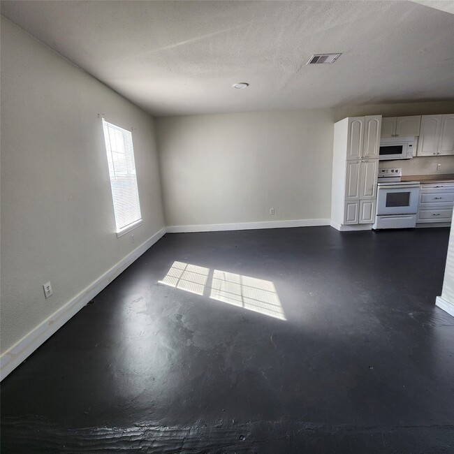 property at 4710 Pelican