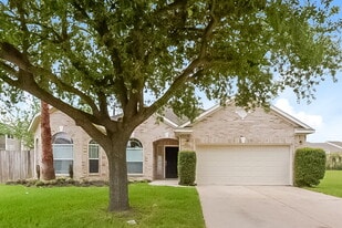 6115 Oak Bay Dr in Houston, TX - Building Photo