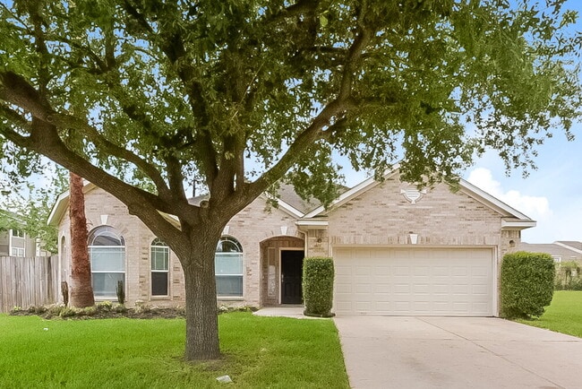 6115 Oak Bay Dr