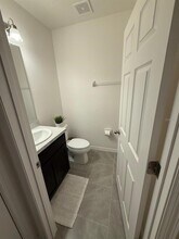 1239 Sand Torch Cir in Davenport, FL - Foto de edificio - Building Photo