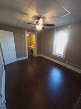 1313 Wisconsin Ave, Unit A in Grafton, WI - Foto de edificio - Building Photo