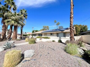 77030 Florida Ave in Palm Desert, CA - Building Photo - Building Photo