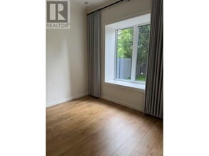 4920 Larkspur Ave in Richmond, BC - Building Photo - Building Photo
