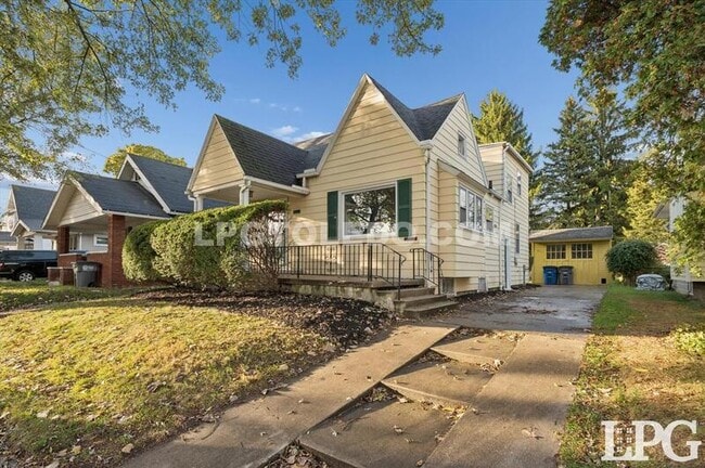 1044 Hawk St in Toledo, OH - Building Photo - Building Photo