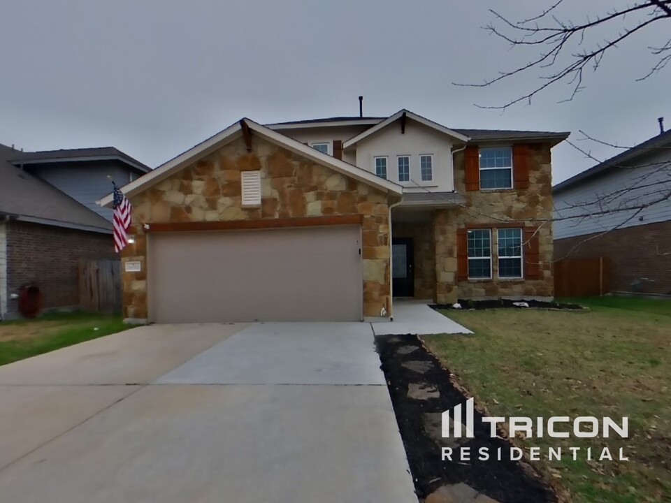 8057 Bassano Dr in Round Rock, TX - Building Photo