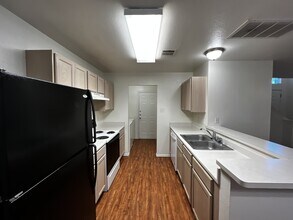 125-127 Cedargrove in San Marcos, TX - Building Photo - Building Photo